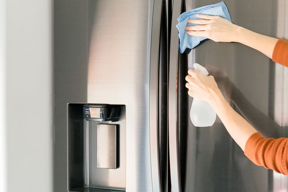 Refrigerator Cleaning tips
